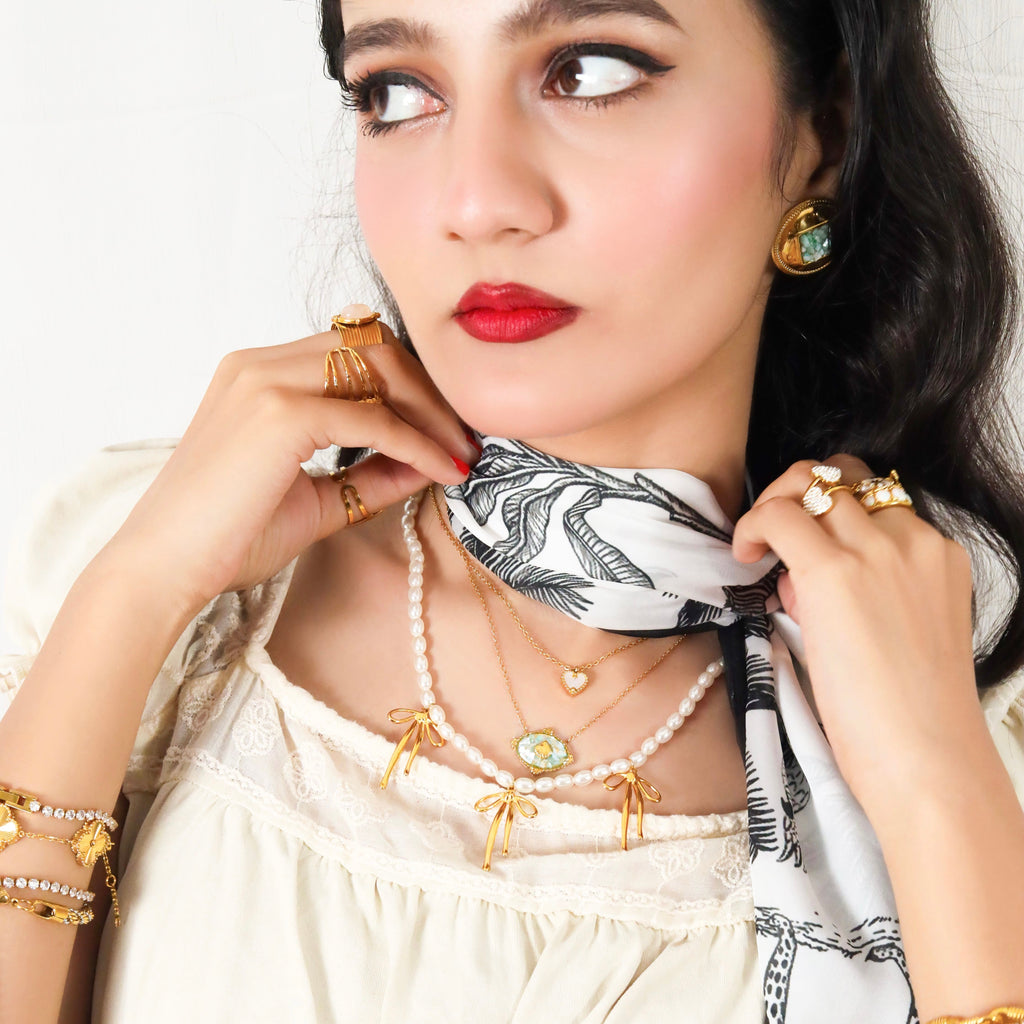 Rae Necklace
