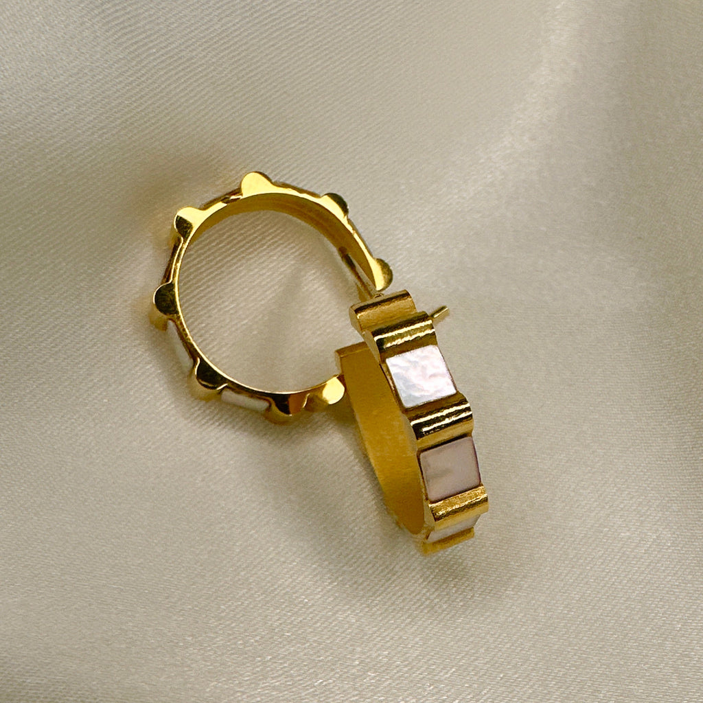 Eva Hoops